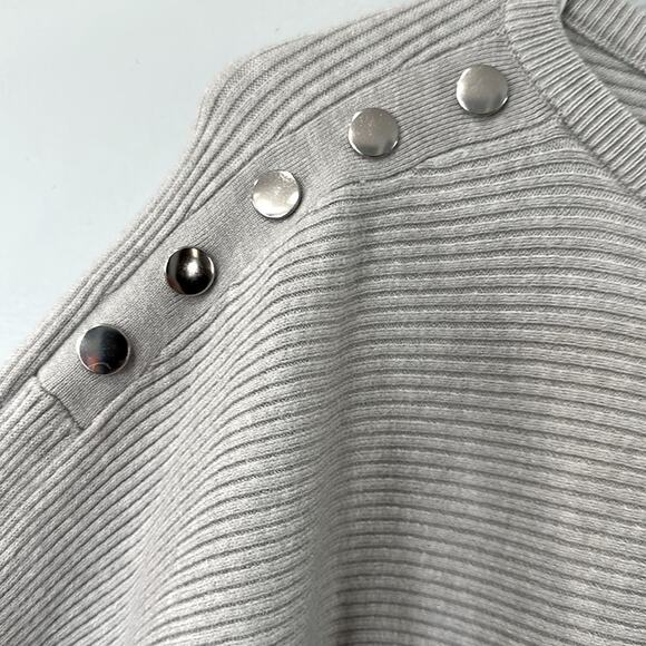 Carmen Marc Valvo Sweater Women's size Large - Picture 2 of 5